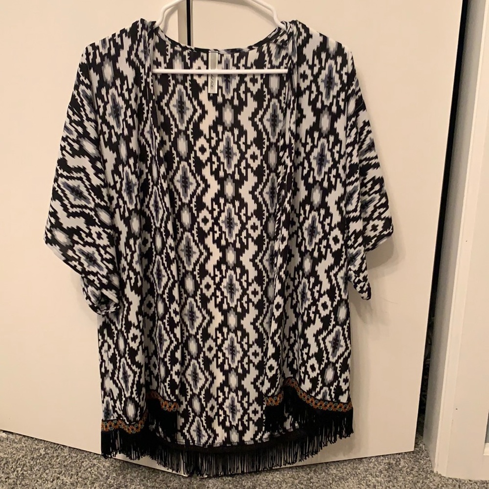 Small black and white cardigan